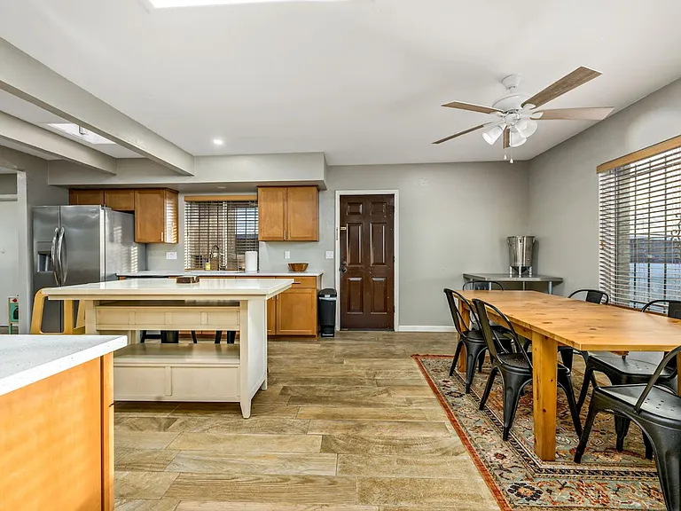2191 S Sunburst Dr — Photo 26