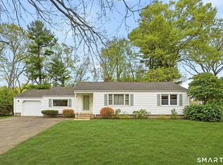 172 Pool Rd, North Haven, CT 06473