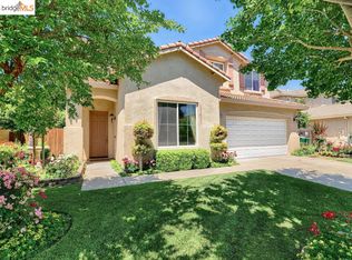 2133 Swainsons Hawk St, Stockton, CA 95209