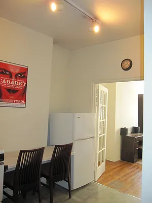 Rented by Weinstein Realty Group | media 14