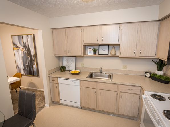 Tamarac Apartments | 38360 Tamarac Blvd, Willoughby, OH