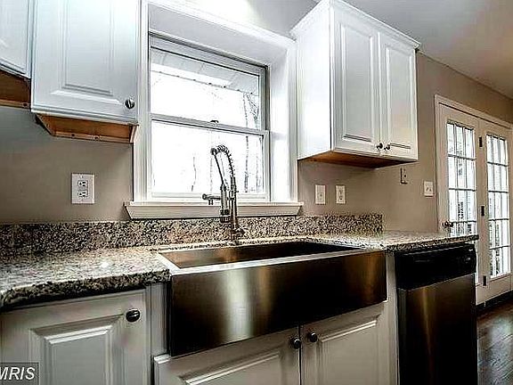 3rd image of 12903 Verrey Ct
