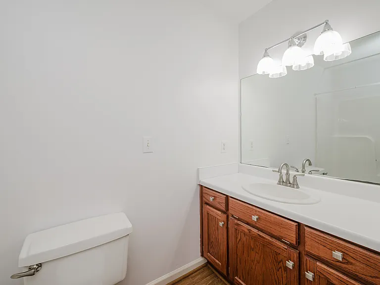 120 Lynn Dr — Photo 29