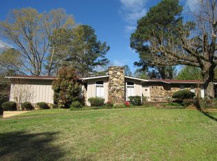 305 Parkwood Grove Rd, Booneville, MS 38829