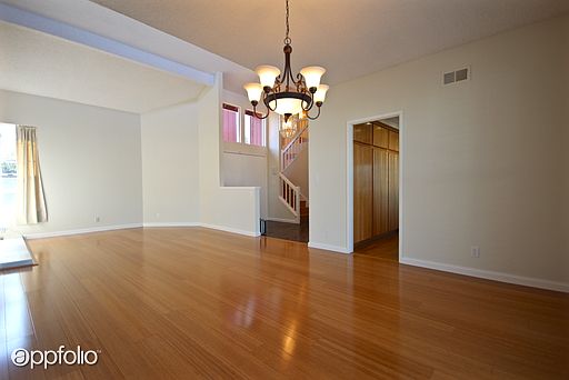 3rd image of 948 Aruba Ln