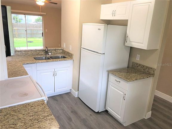 5th image of 12125 Walden Woods Dr