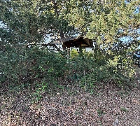 4th image of 5370 Graves Chapel Rd