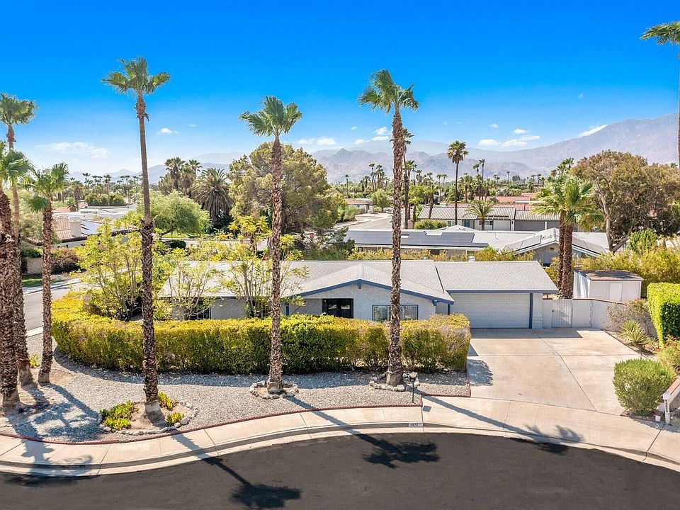2nd image of 1373 E Madero Cir