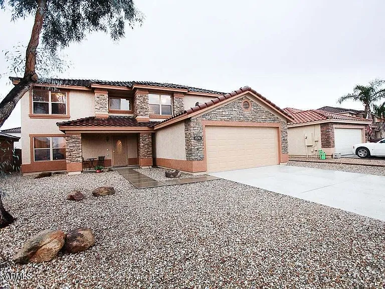 15791 W Caribbean Ln — Photo 1