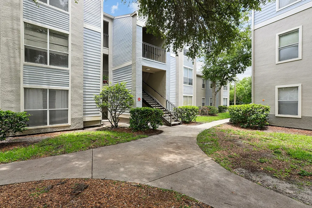 Waterford at Cypress Lake Apartments — Photo 3