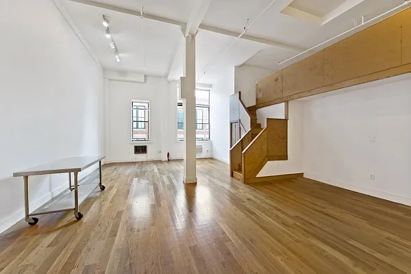 Sold by MNS | media 14