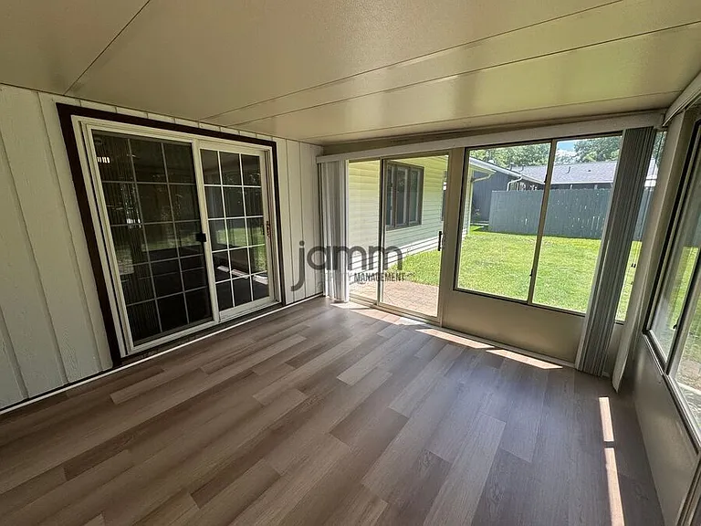 5250 Mills Creek Ln — Photo 22