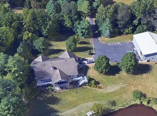 1906 Llewellyn Rd, Swansea, IL 62223