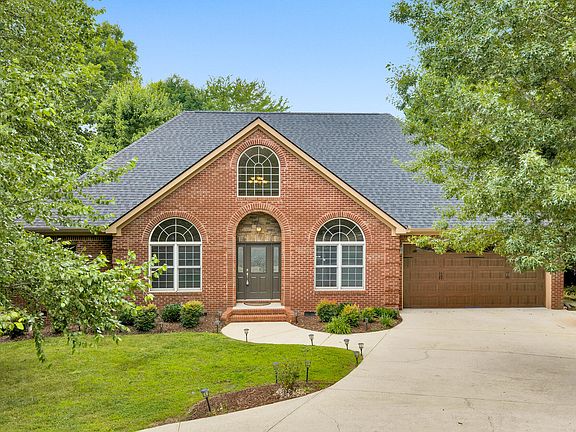 3rd image of 9237 Leaf Brook Ln