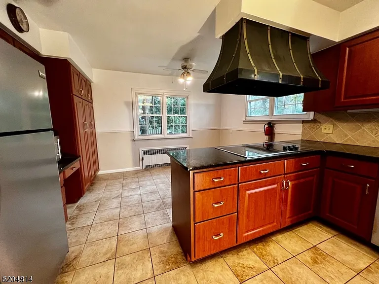 12 Hobart Gap Rd — Photo 17