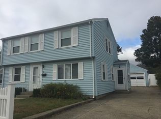 26 Kelton St, Pawtucket, RI 02861