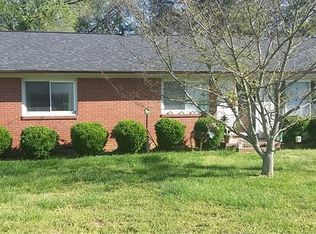 413 S Church St, Lowell, NC 28098