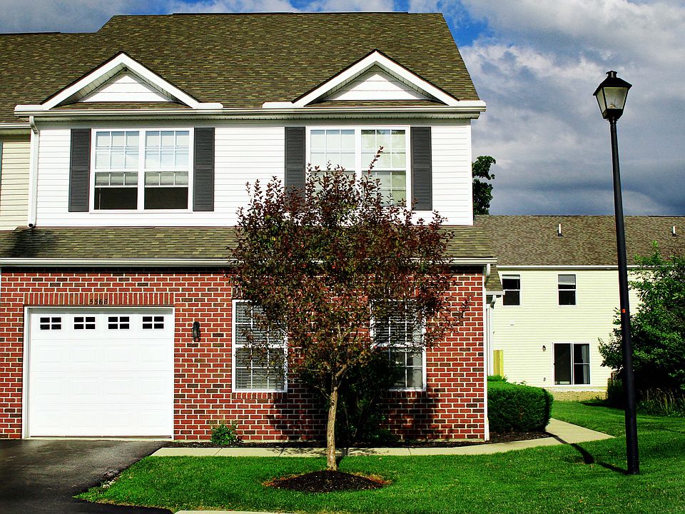 1st image of 5568 Brassie Cir