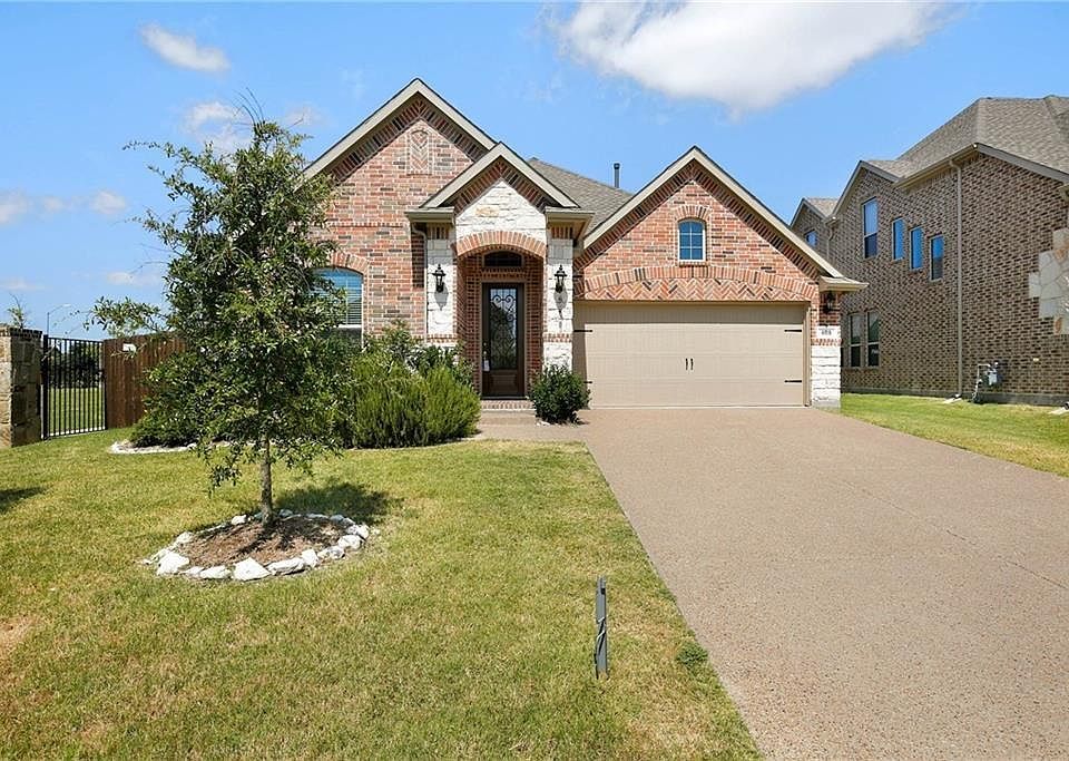 1st image of 805 Wildrye Dr