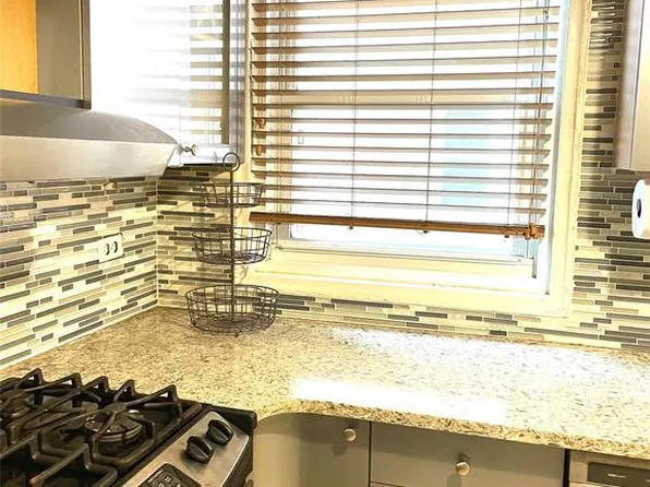 110-45 Queens Boulevard image 5 of 25