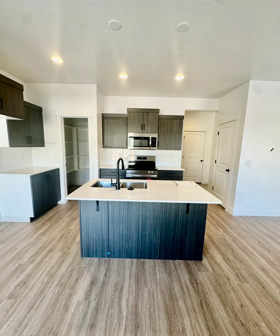 5649 South Aaron Lane - 1 — Photo 3