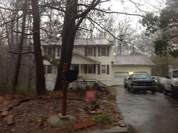 2nd image of 3658 Trenton Dr