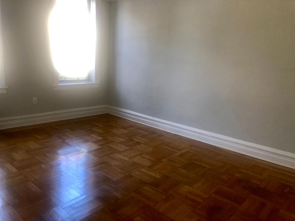 1st image of 8750 Kingston Pl #4E