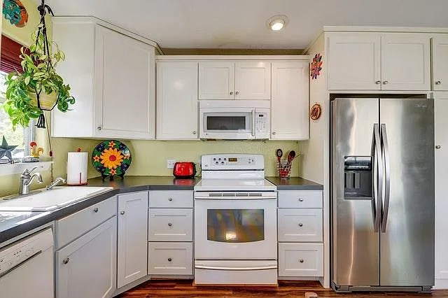 322 Legion Loop — Photo 12