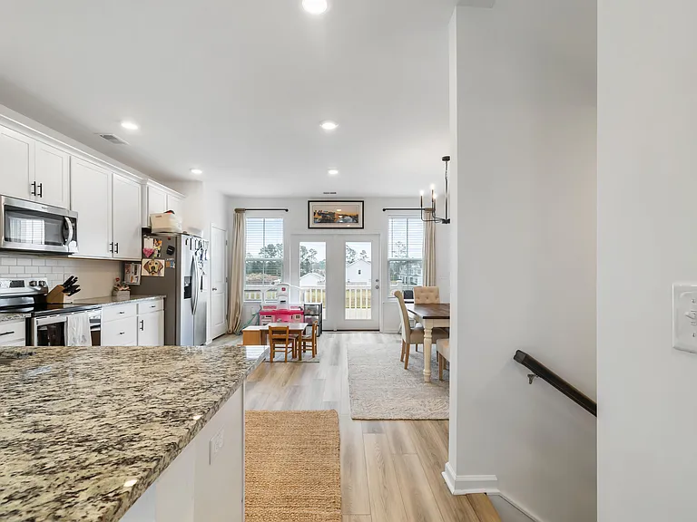 829 Recess Point Dr — Photo 26