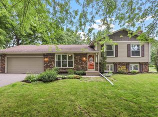 9700 102nd Pl N, Maple Grove, MN 55369