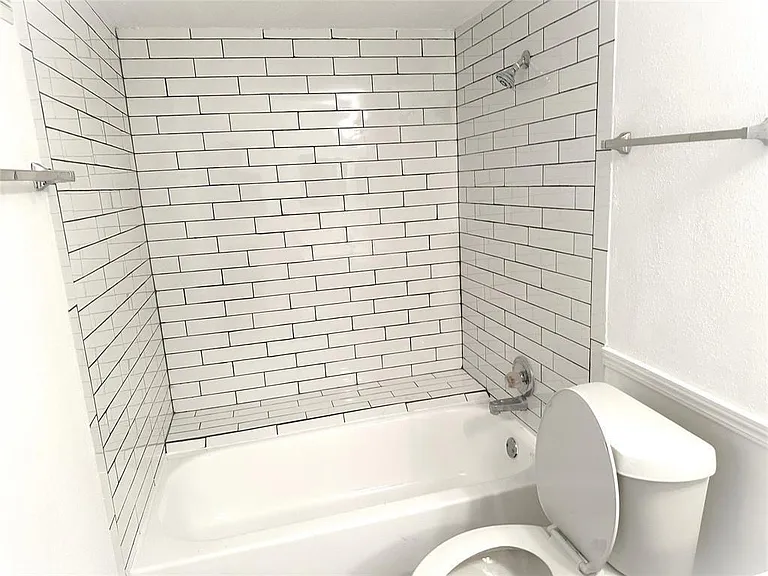 2824 S Bartell Dr #35 — Photo 6