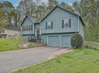192 Seals Dr, Dallas, GA 30157