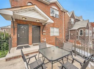 814 Chestnut St, Bronx, NY 10467
