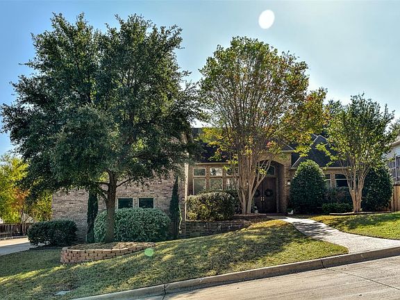 2nd image of 6484 Elm Crest Ct