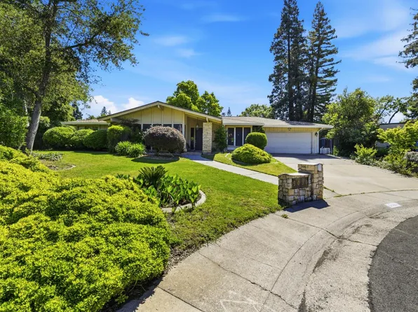 5030 Keane Dr, Carmichael, CA 95608