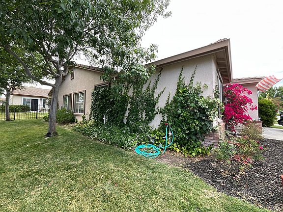 3rd image of 301 Conway Dr