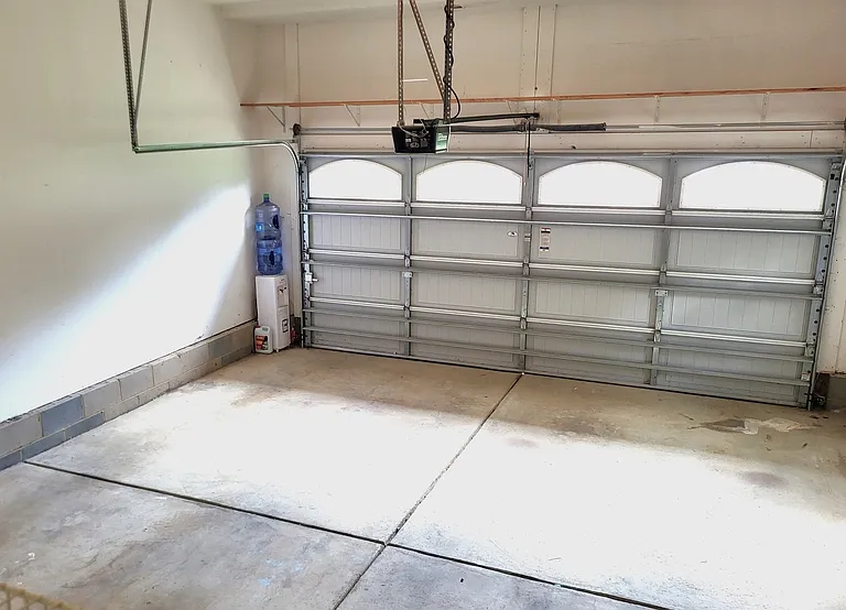 105 Clubhouse Dr — Photo 34