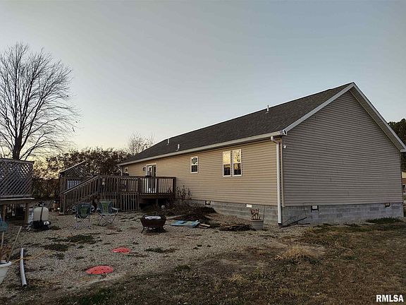 5th image of 1215 E Randolph St