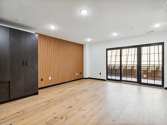2nd image of 212 Church St #11