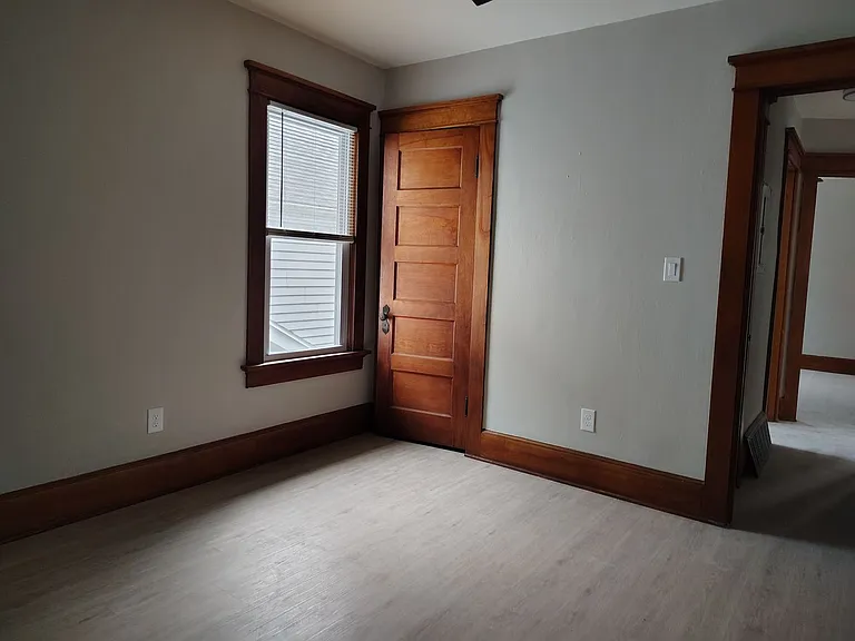 3365-3367 N Oakland Ave — Photo 19