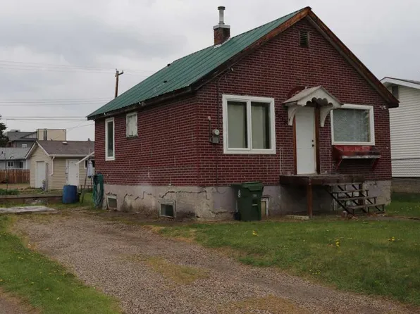 4618 S 6th Ave, Edson, AB T7E 1C8