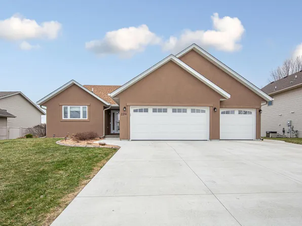 2214 Hulett Ave, Faribault, MN 55021