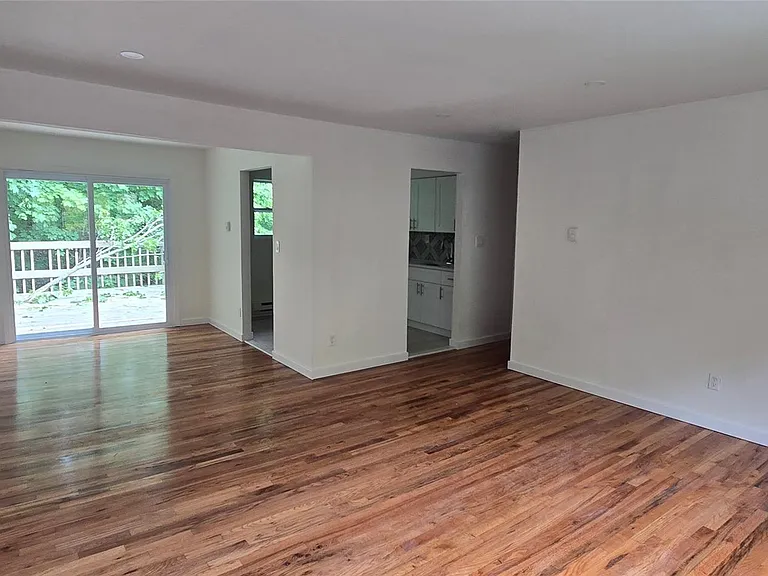153 Vernon Valley Rd — Photo 3