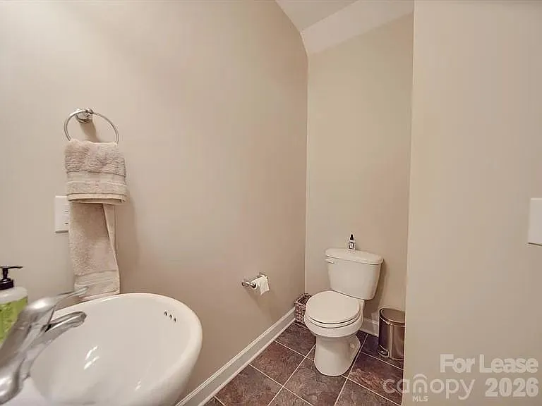 5657 Tipperlinn Way — Photo 18