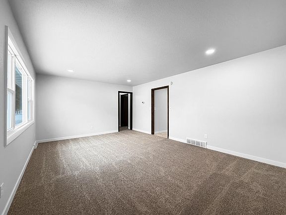 3rd image of 2416 8th St NW