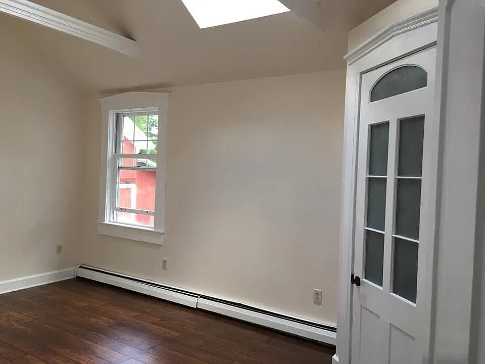 1 bed, $1,400 — Photo 4