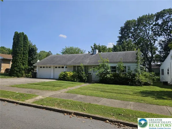 1746 Callone Ave, Bethlehem, PA 18017