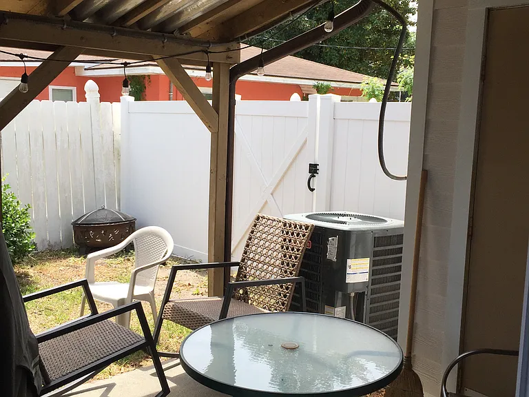 S Poplar Dr — Photo 21