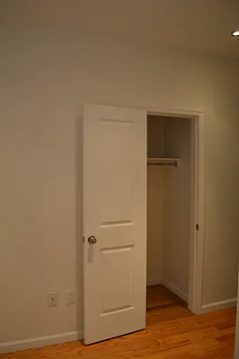 Rented by CoSo Apartments | media 19