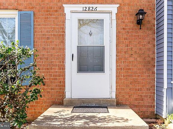 3rd image of 12826 Tumbling Brook Ln